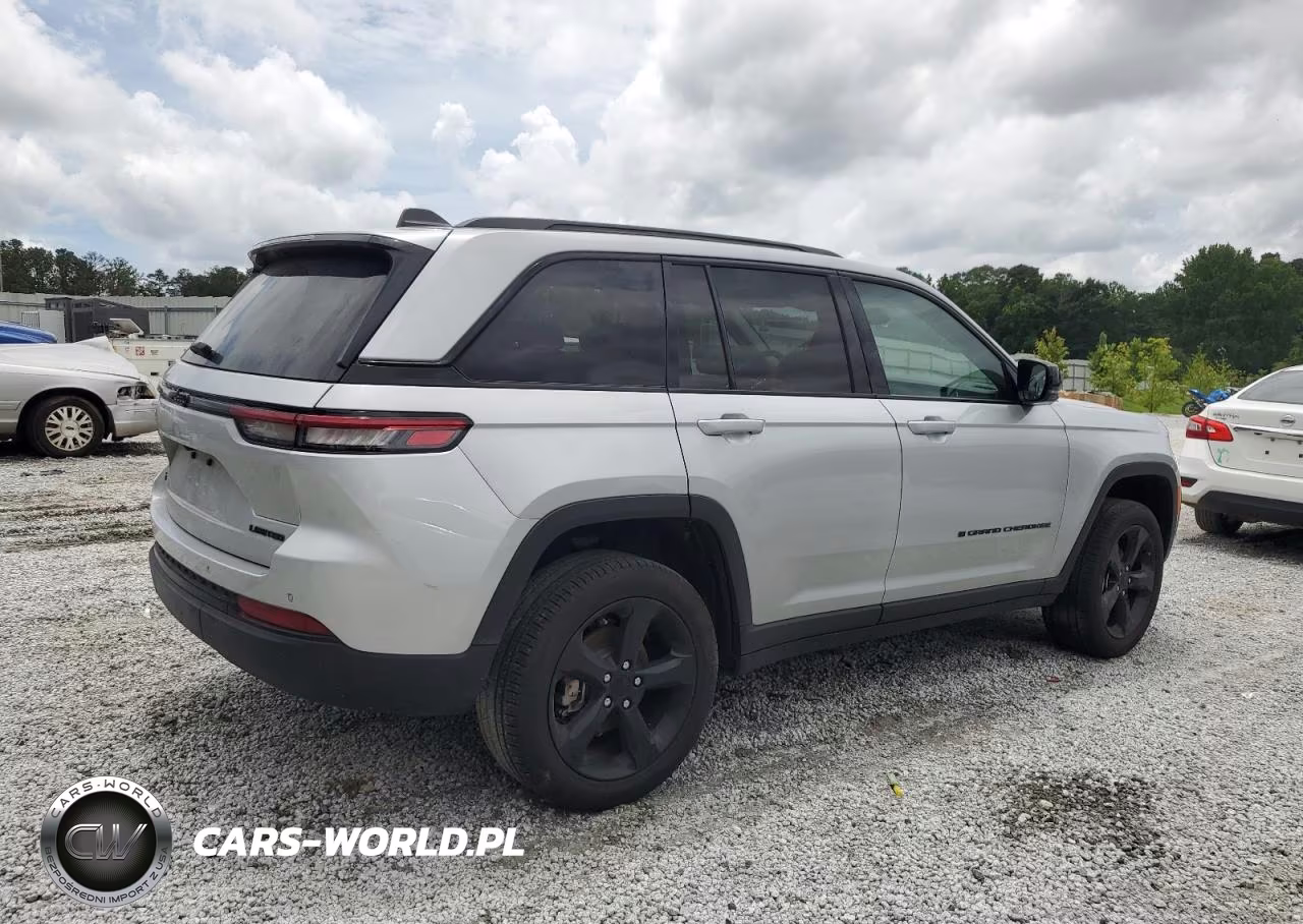 2023 Jeep Grand Cherokee Limited VIN:1C4RJHBG4PC666672 - 3