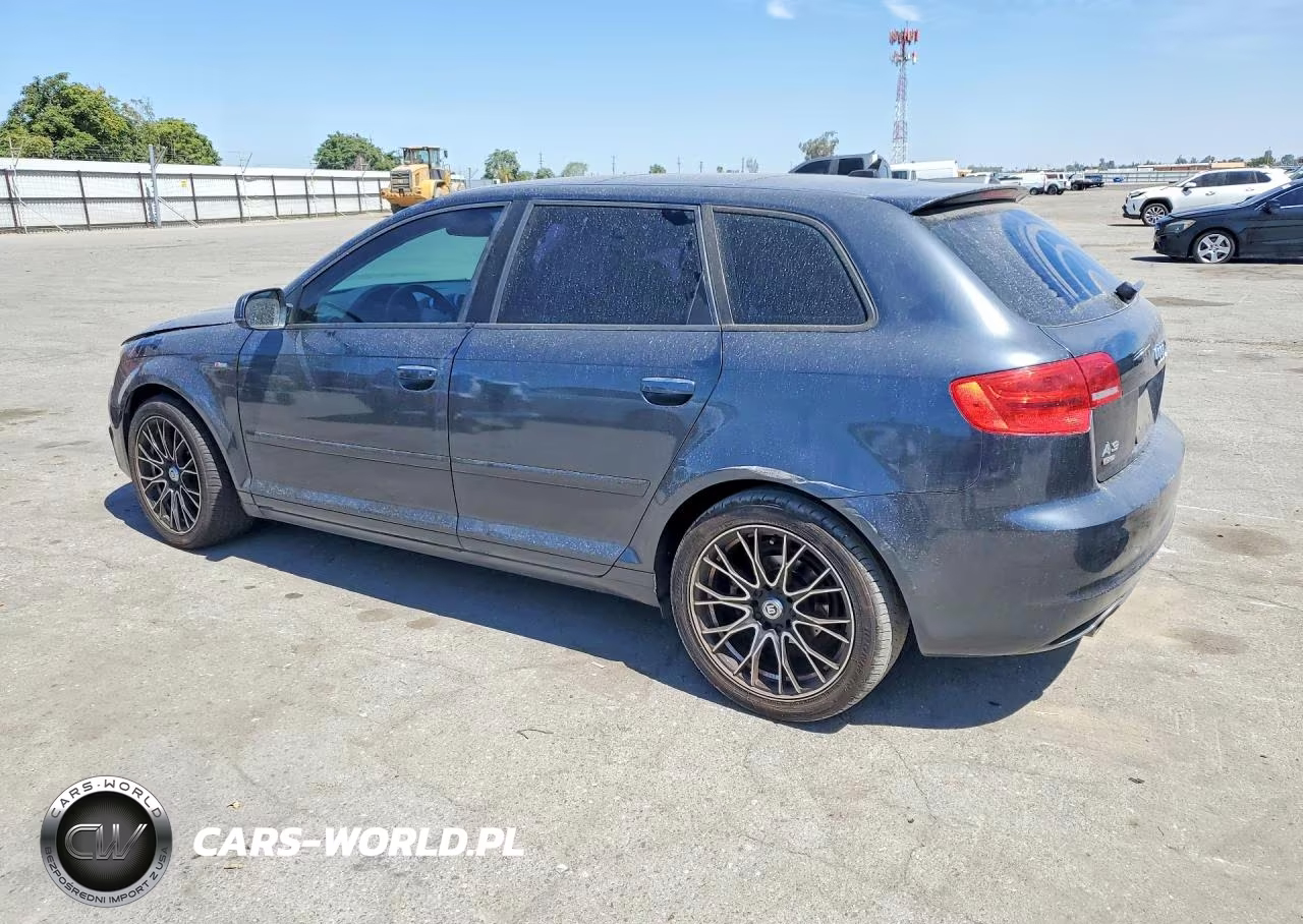 2013 Audi A3 Premium Plus VIN:WAUKJAFM4DA028225 - 2