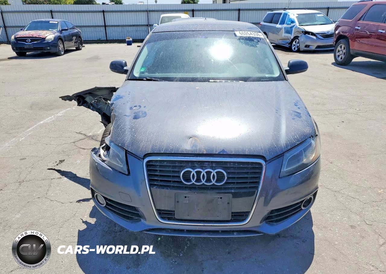 2013 Audi A3 Premium Plus VIN:WAUKJAFM4DA028225 - 5