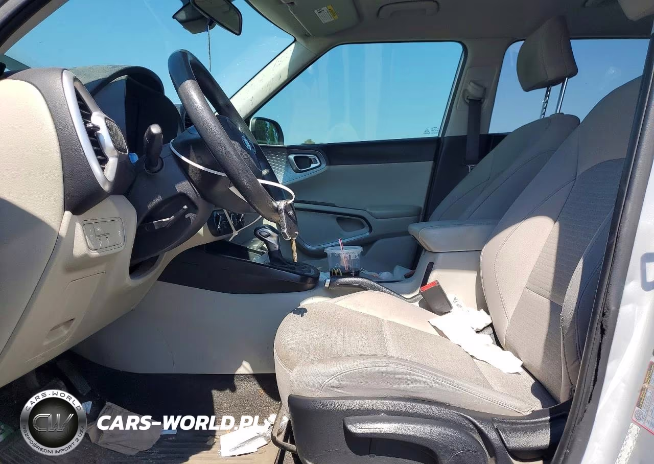 2020 Kia Soul S VIN:KNDJ23AU5L7716728 - 7