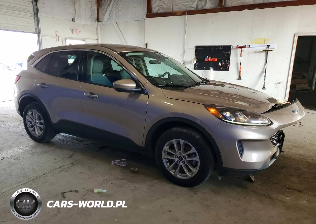 2020 Ford Escape Se VIN:1FMCU9G68LUA99062 - 4