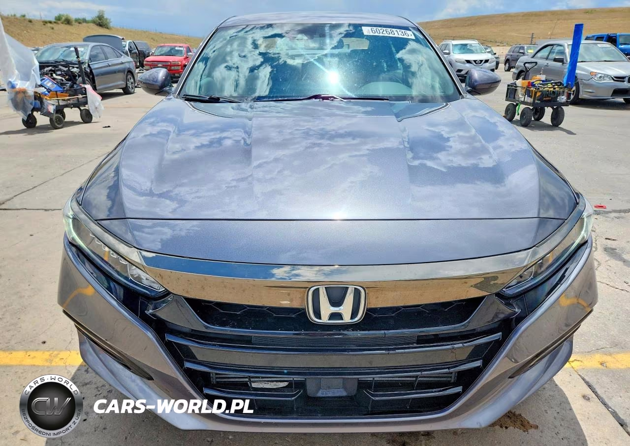 2018 Honda Accord Sport VIN:1HGCV1F35JA097960 - 5