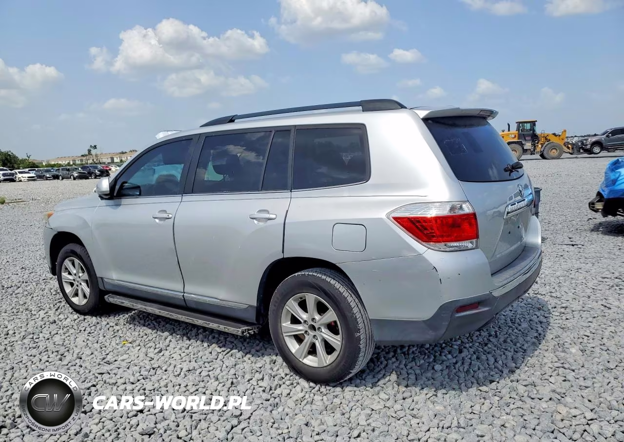 2013 Toyota Highlander Plus VIN:5TDZK3EH2DS097030 - 2