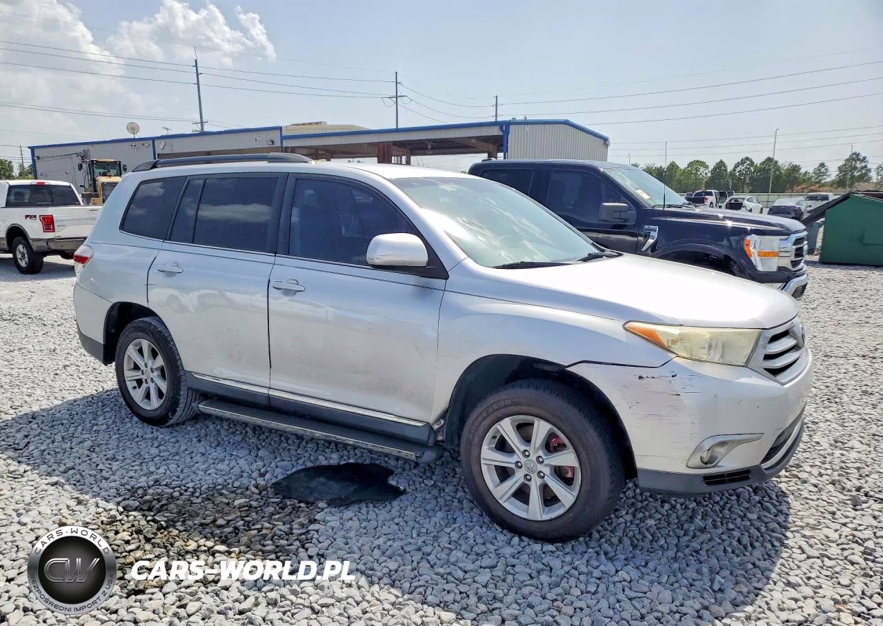 2013 Toyota Highlander Plus VIN:5TDZK3EH2DS097030 - 4
