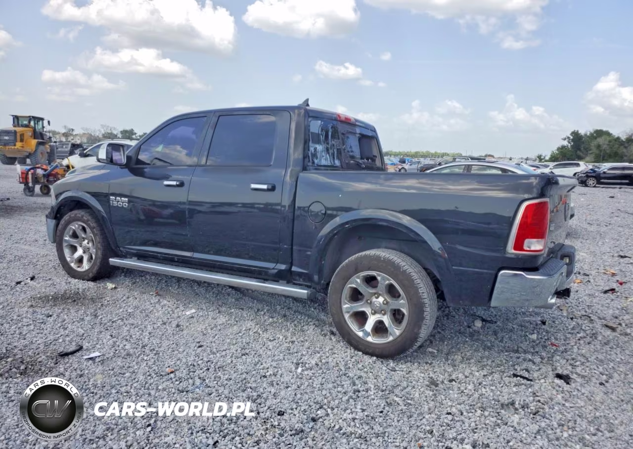 2016 Ram 1500 Laramie VIN:1C6RR6NT8GS136045 - 2