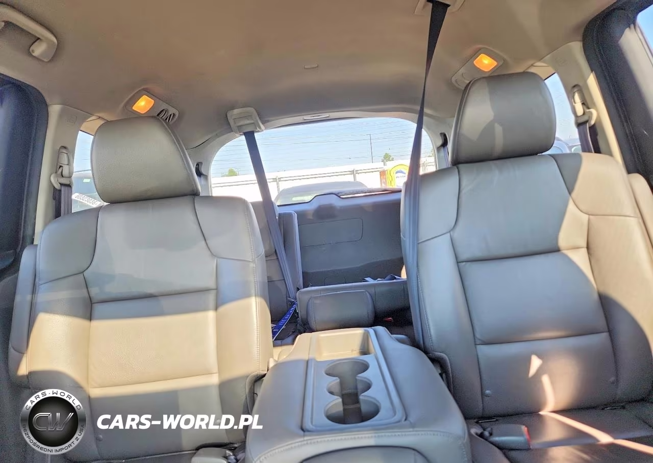 2012 Honda Odyssey Touring VIN:5FNRL5H9XCB077639 - 10