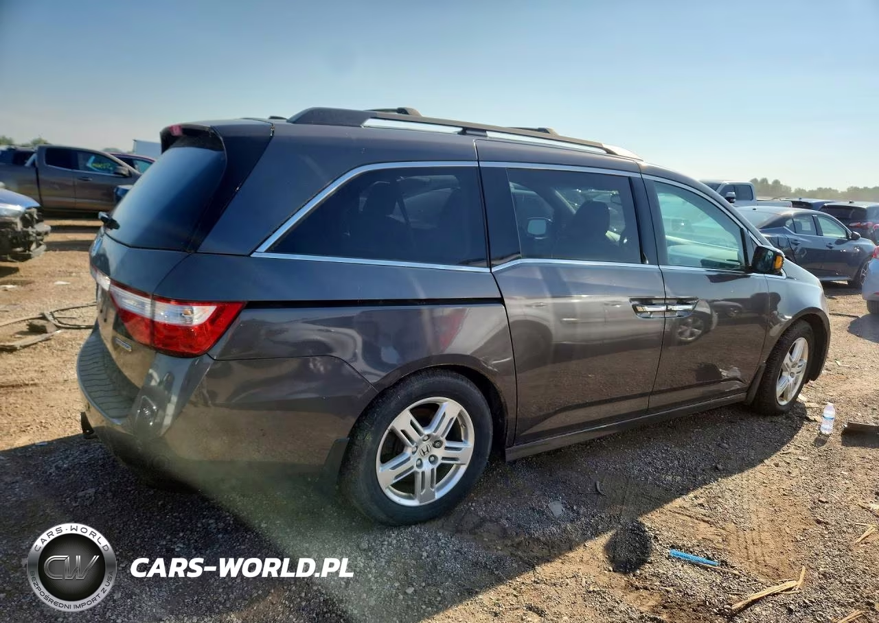 2012 Honda Odyssey Touring VIN:5FNRL5H9XCB077639 - 3
