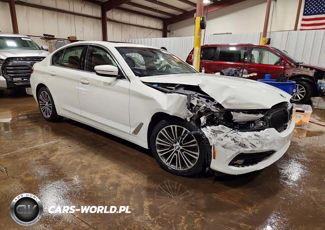 2020 BMW 530 Xi VIN:WBAJR7C06LCD65137 - 4