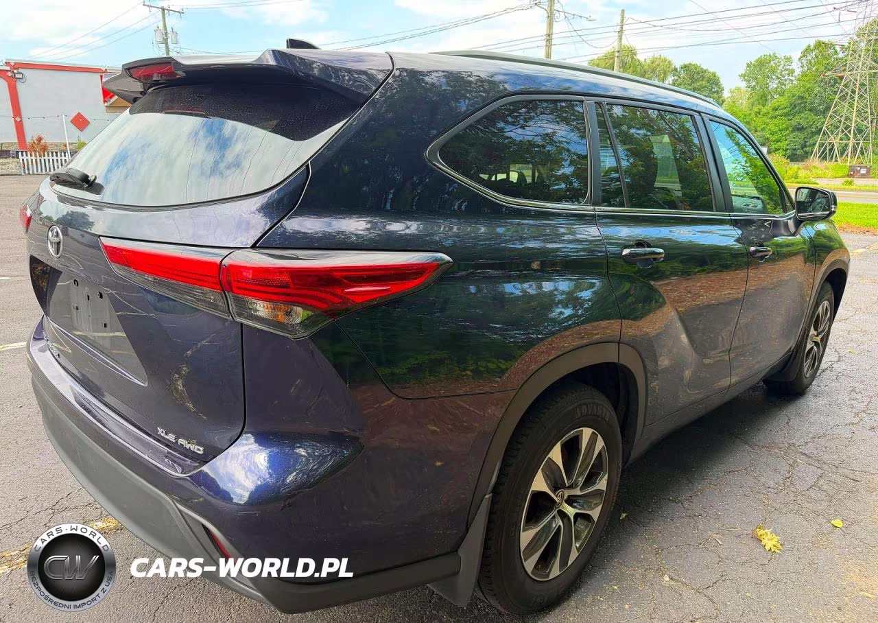 2023 Toyota Highlander Xle VIN:5TDKDRBH3PS036776 - 3