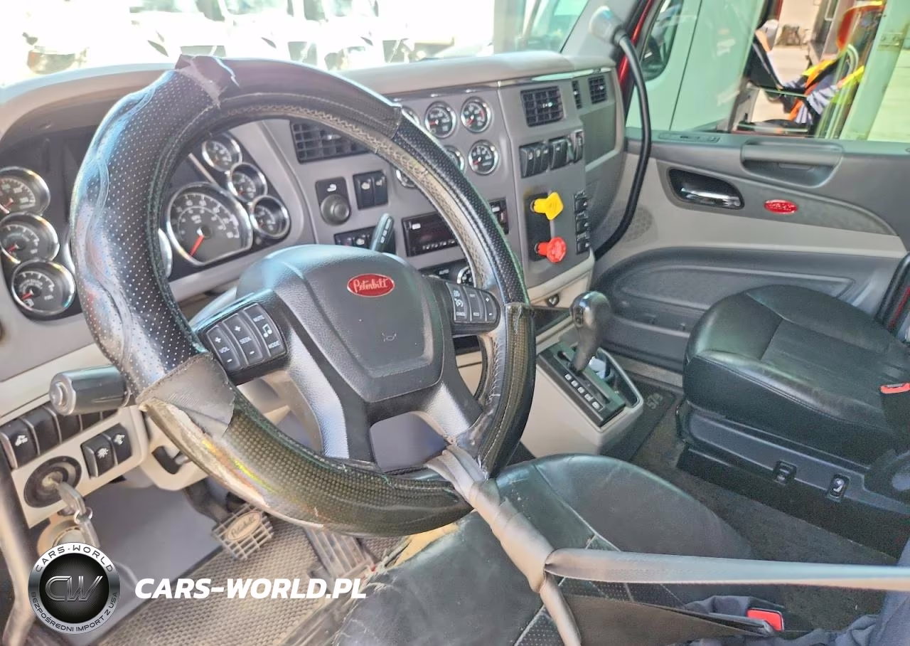 2016 Peterbilt 579 VIN:1XPBDP9X2GD306575 - 8