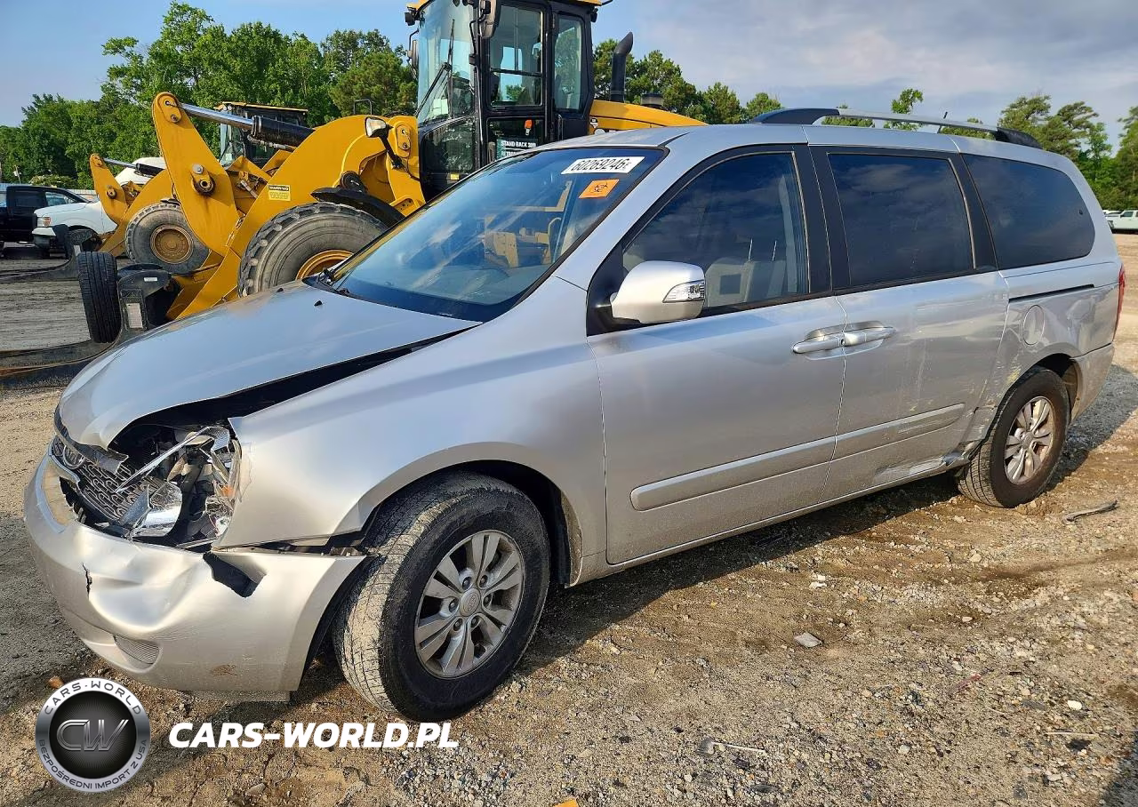 2012 Kia Sedona Lx