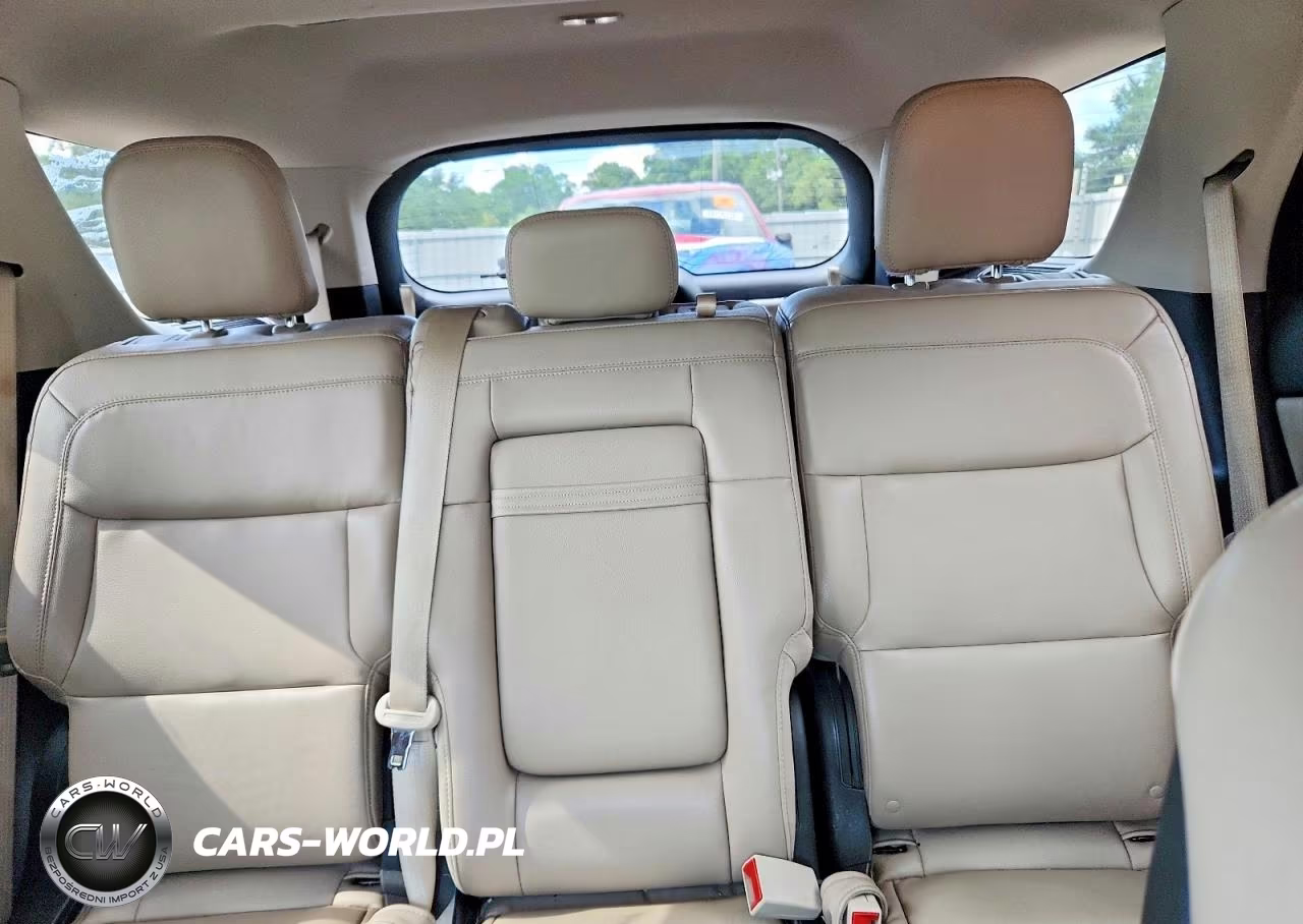 2020 Ford Explorer Xlt VIN:1FMSK8DH8LGA20800 - 10