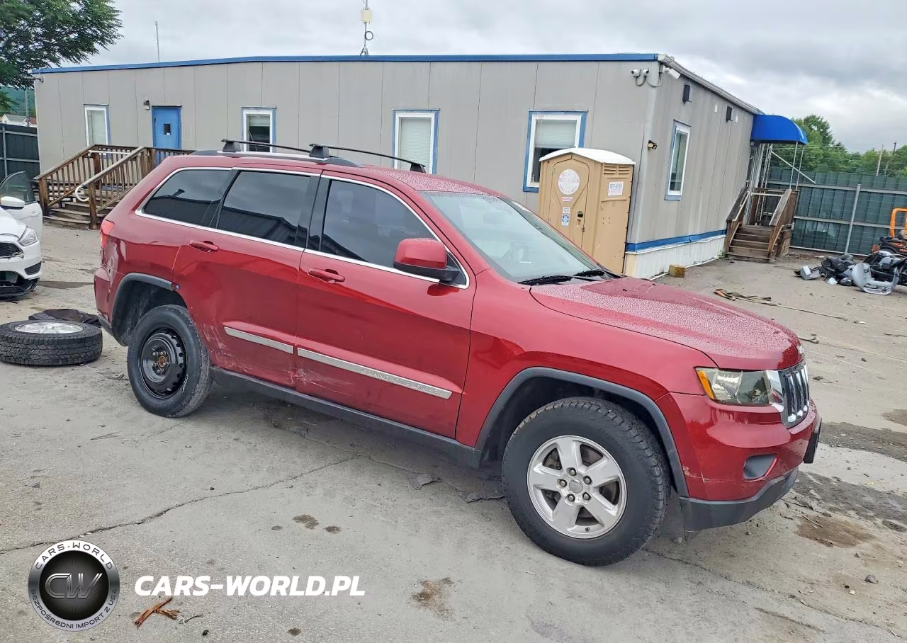 2012 Jeep Grand Cherokee Laredo VIN:1C4RJFAG0CC347351 - 4