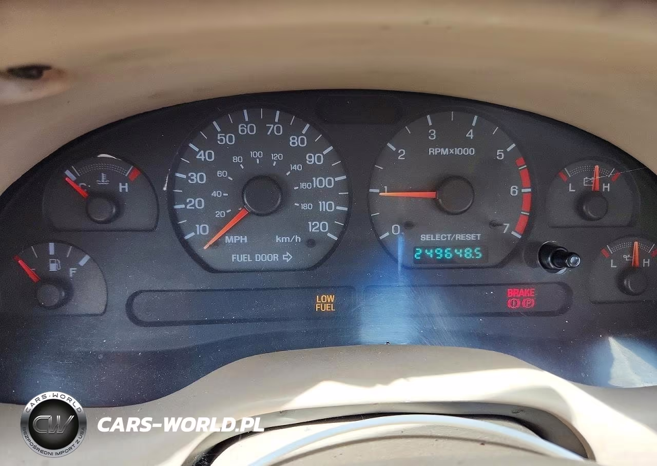 2000 Ford Mustang VIN:1FAFP4048YF104640 - 9