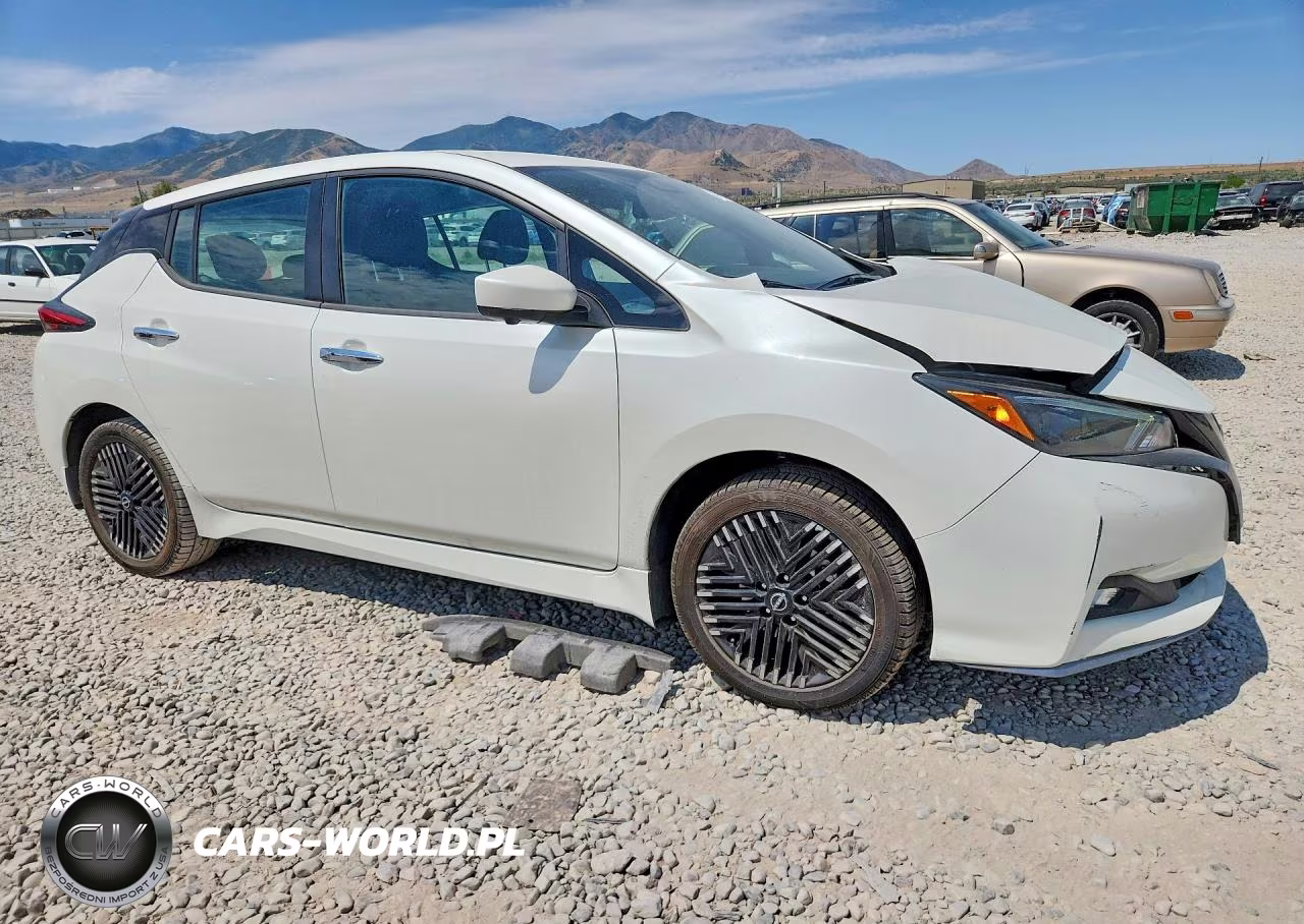 2023 Nissan Leaf Sv Plus VIN:1N4CZ1CV8PC552389 - 4