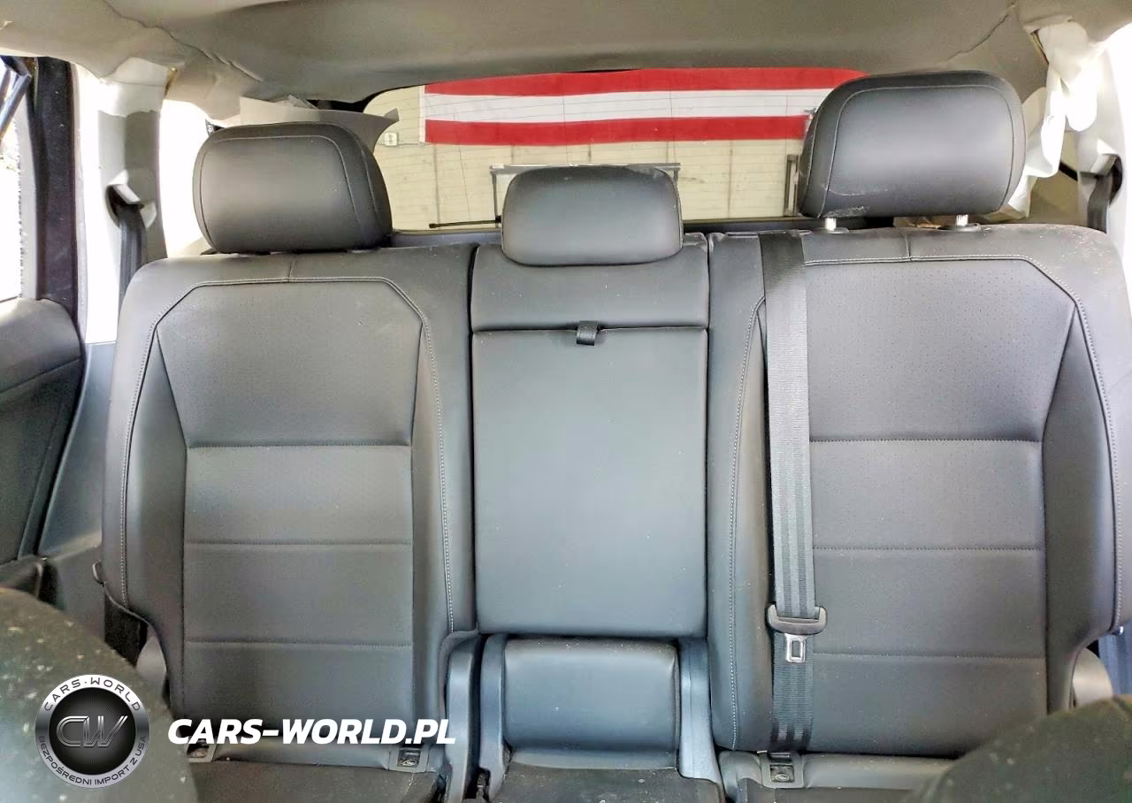 2019 Volkswagen Tiguan Se VIN:3VV2B7AX4KM104645 - 10