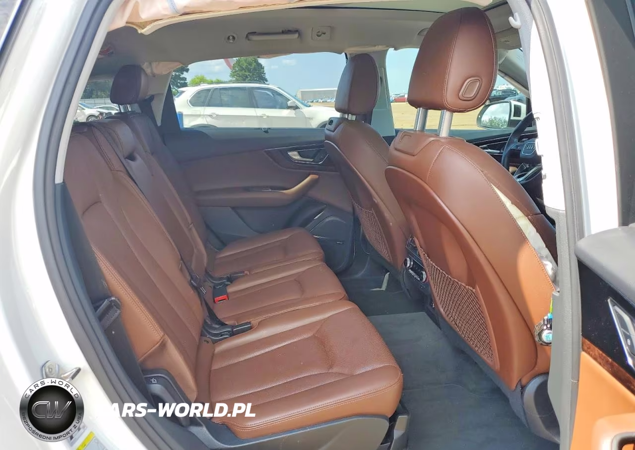 2019 Audi Q7 Premium Plus VIN:WA1LAAF79KD016742 - 11