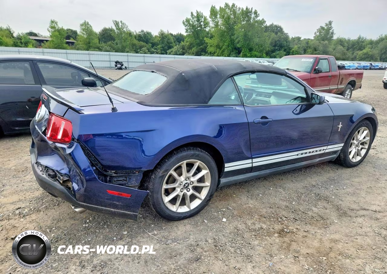 2011 Ford Mustang VIN:1ZVBP8EM9B5102768 - 3