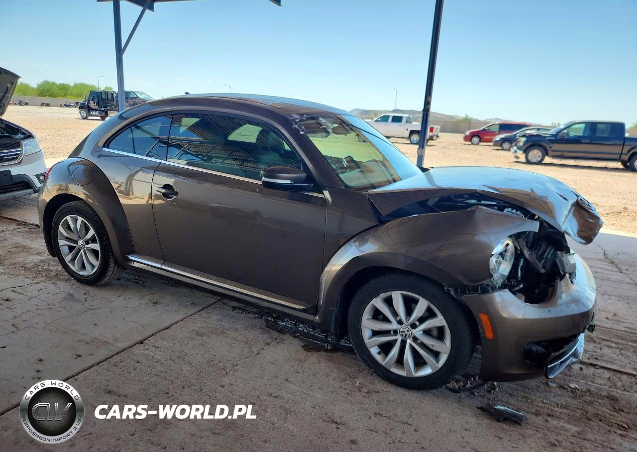 2013 Volkswagen Beetle VIN:3VWJL7AT2DM692789 - 4