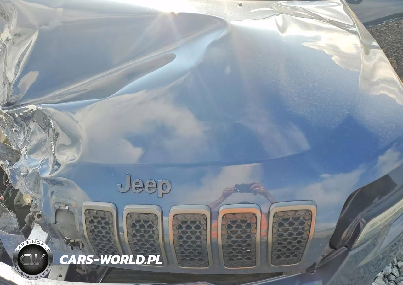 2021 Jeep Cherokee Latitude Lux VIN:1C4PJMMX0MD219453 - 12