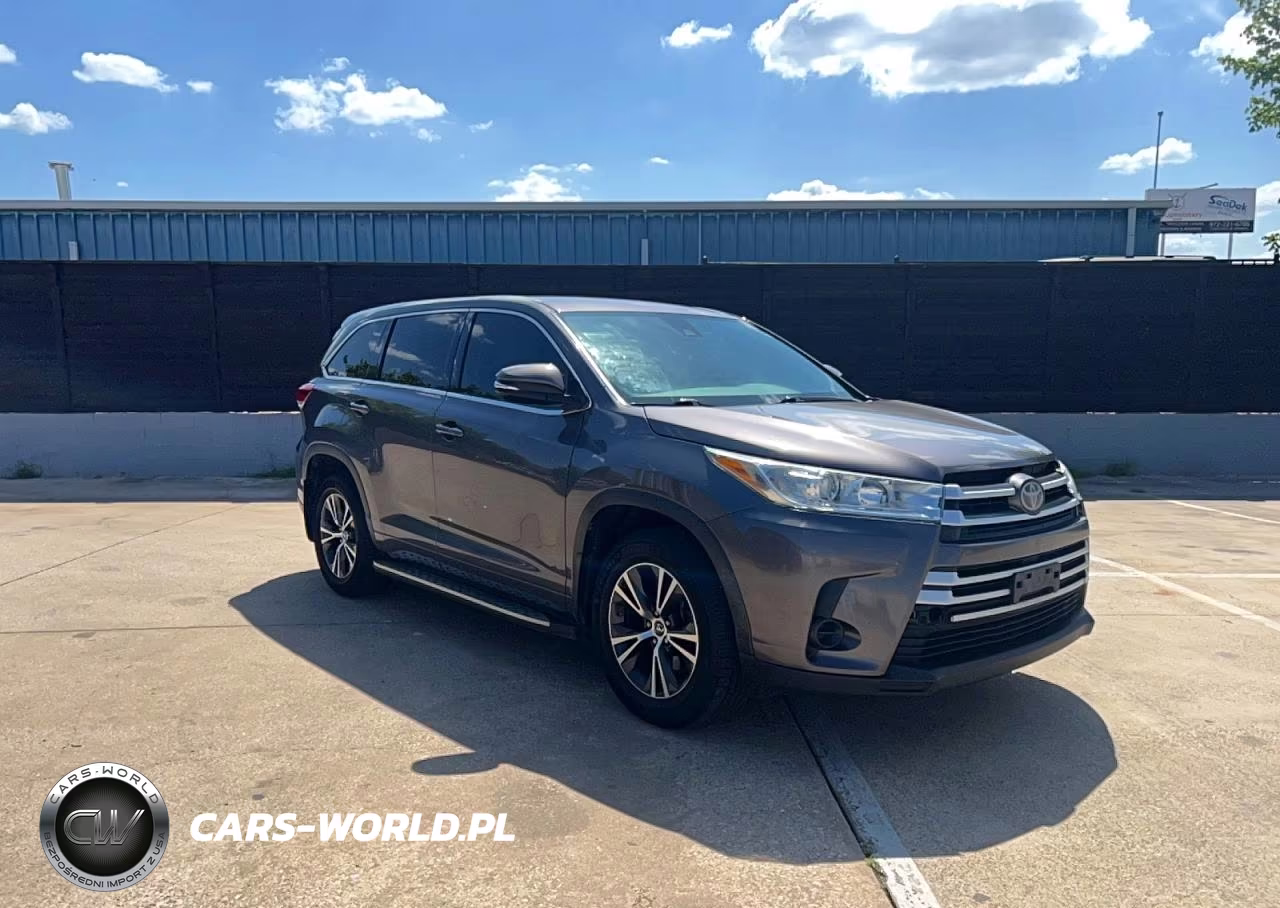 2017 Toyota Highlander Le