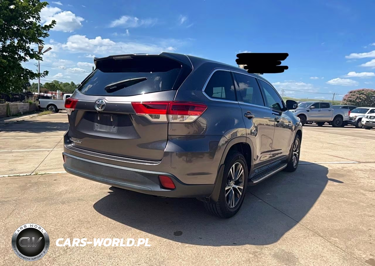 2017 Toyota Highlander Le VIN:5TDZARFH8HS026022 - 4