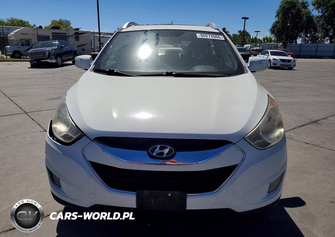2010 Hyundai Tucson Limited VIN:KM8JU3AC5AU085796 - 5
