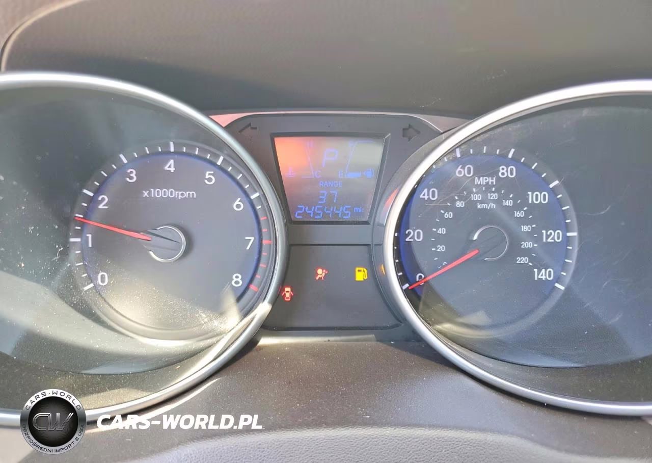 2010 Hyundai Tucson Limited VIN:KM8JU3AC5AU085796 - 9