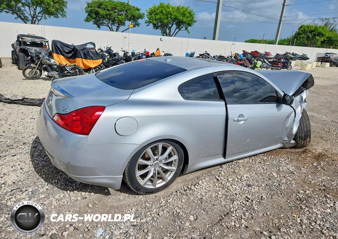 2014 Infiniti Q60 Coupe Journey VIN:JN1CV6EK8EM112107 - 3
