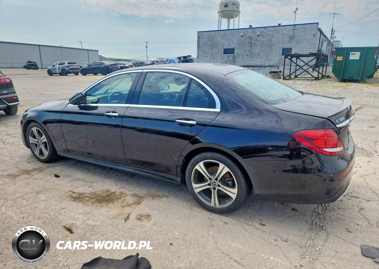 2018 Mercedes-Benz E 300 4Matic VIN:WDDZF4KB4JA472019 - 2
