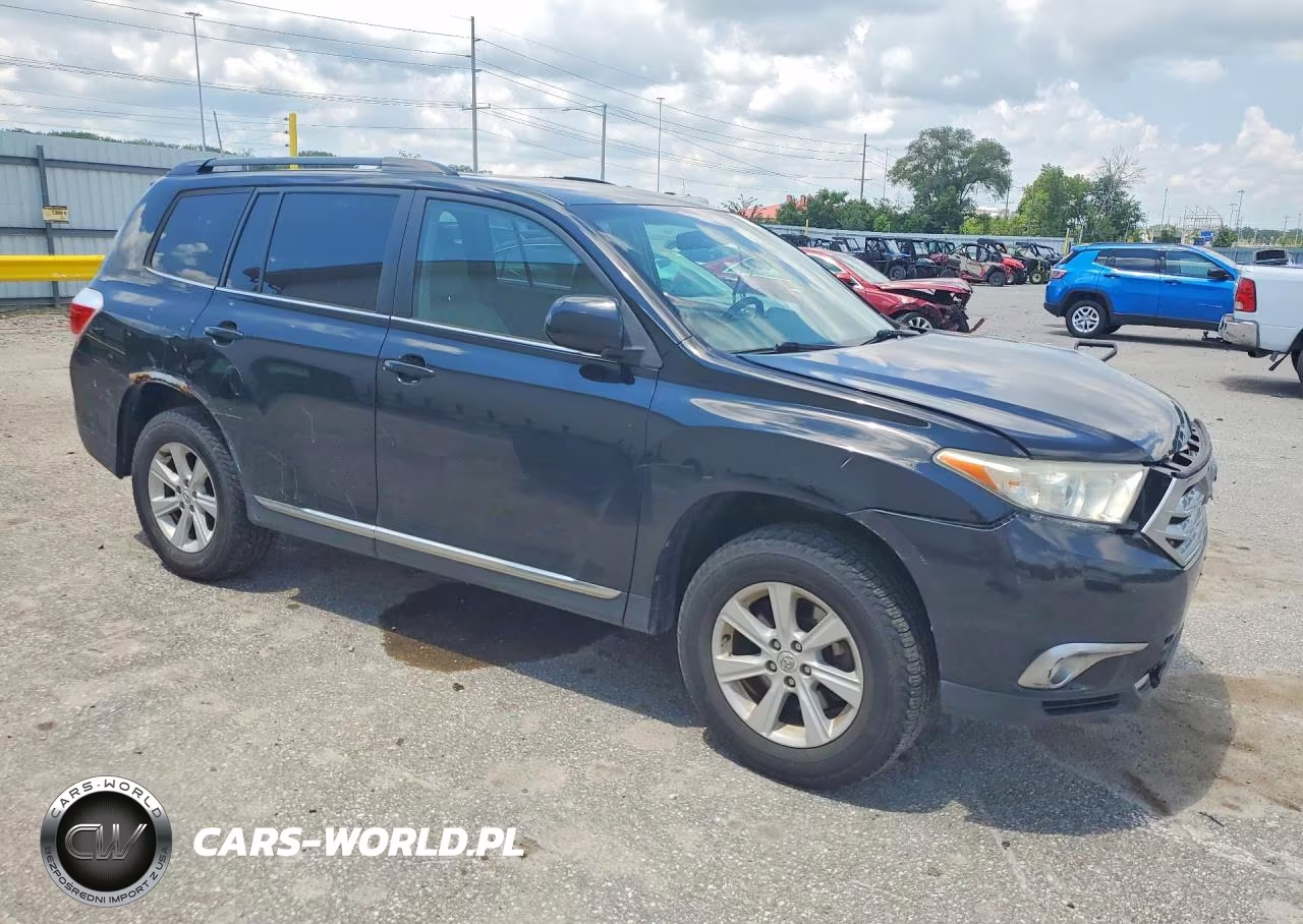 2013 Toyota Highlander Plus VIN:5TDBK3EH4DS224636 - 4