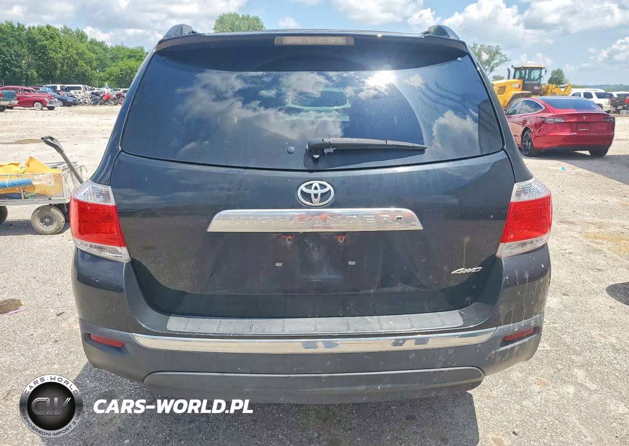 2013 Toyota Highlander Plus VIN:5TDBK3EH4DS224636 - 6