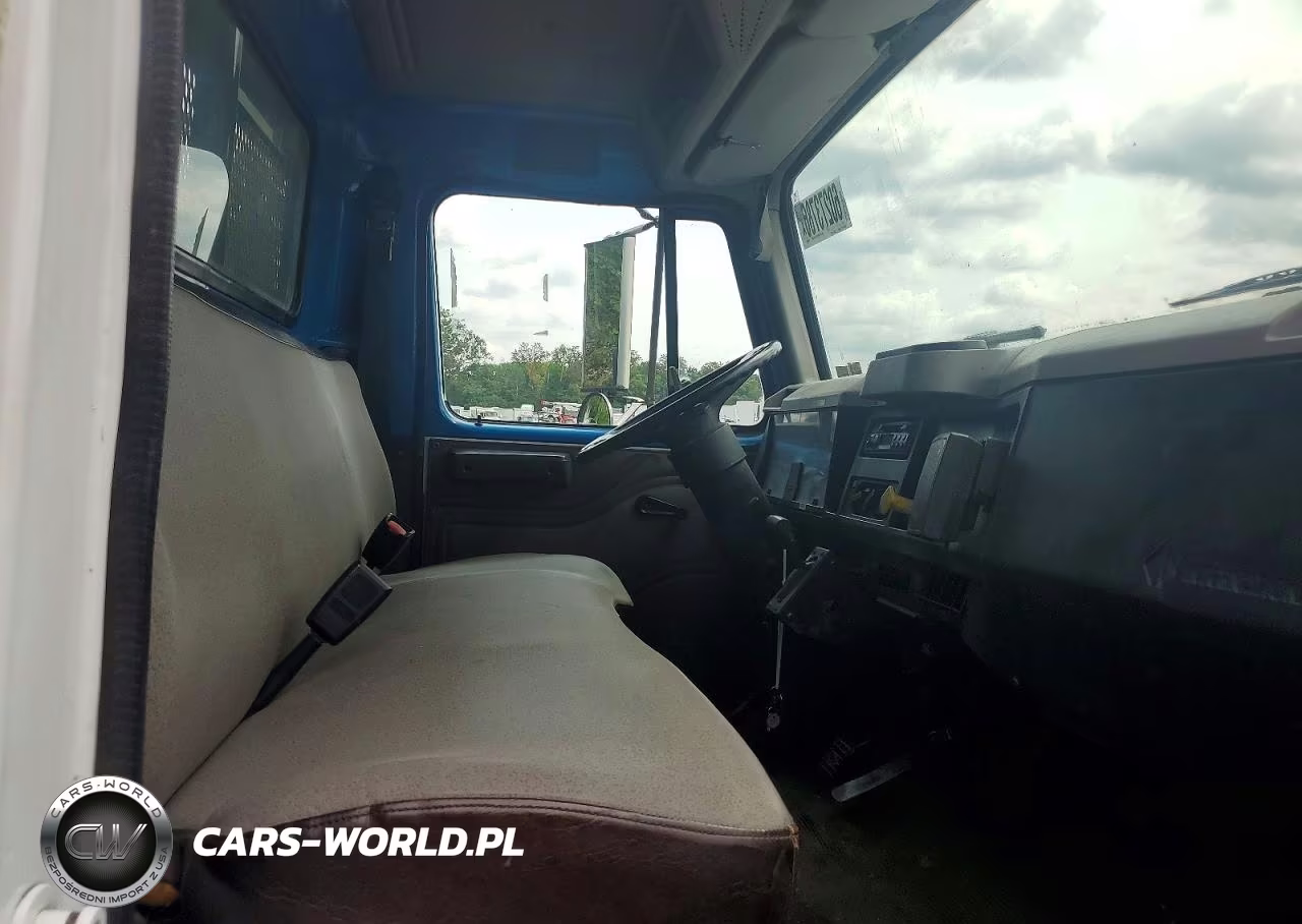 1999 International 4000 4700 VIN:1HTSLABL8XH584515 - 10