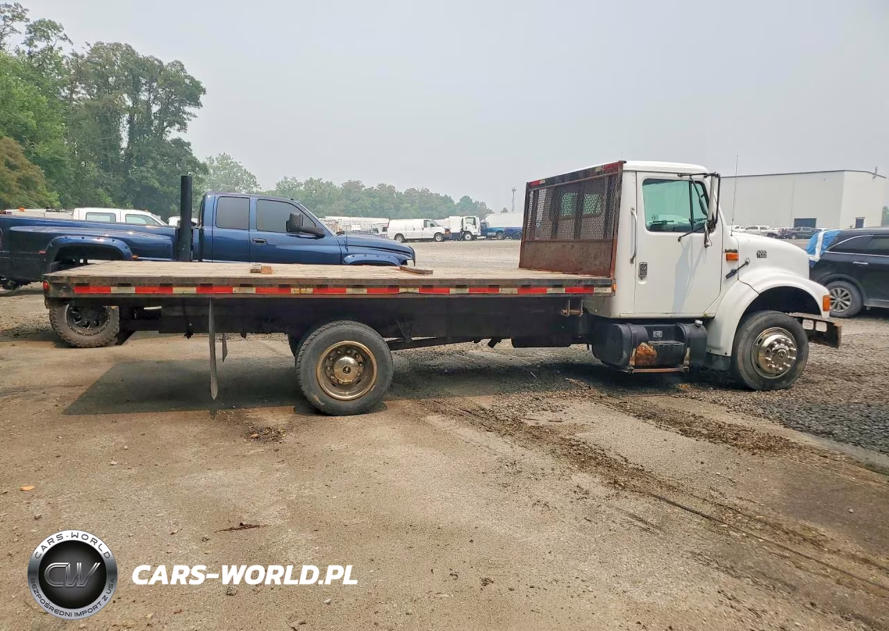 1999 International 4000 4700 VIN:1HTSLABL8XH584515 - 3