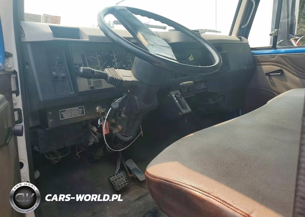 1999 International 4000 4700 VIN:1HTSLABL8XH584515 - 8