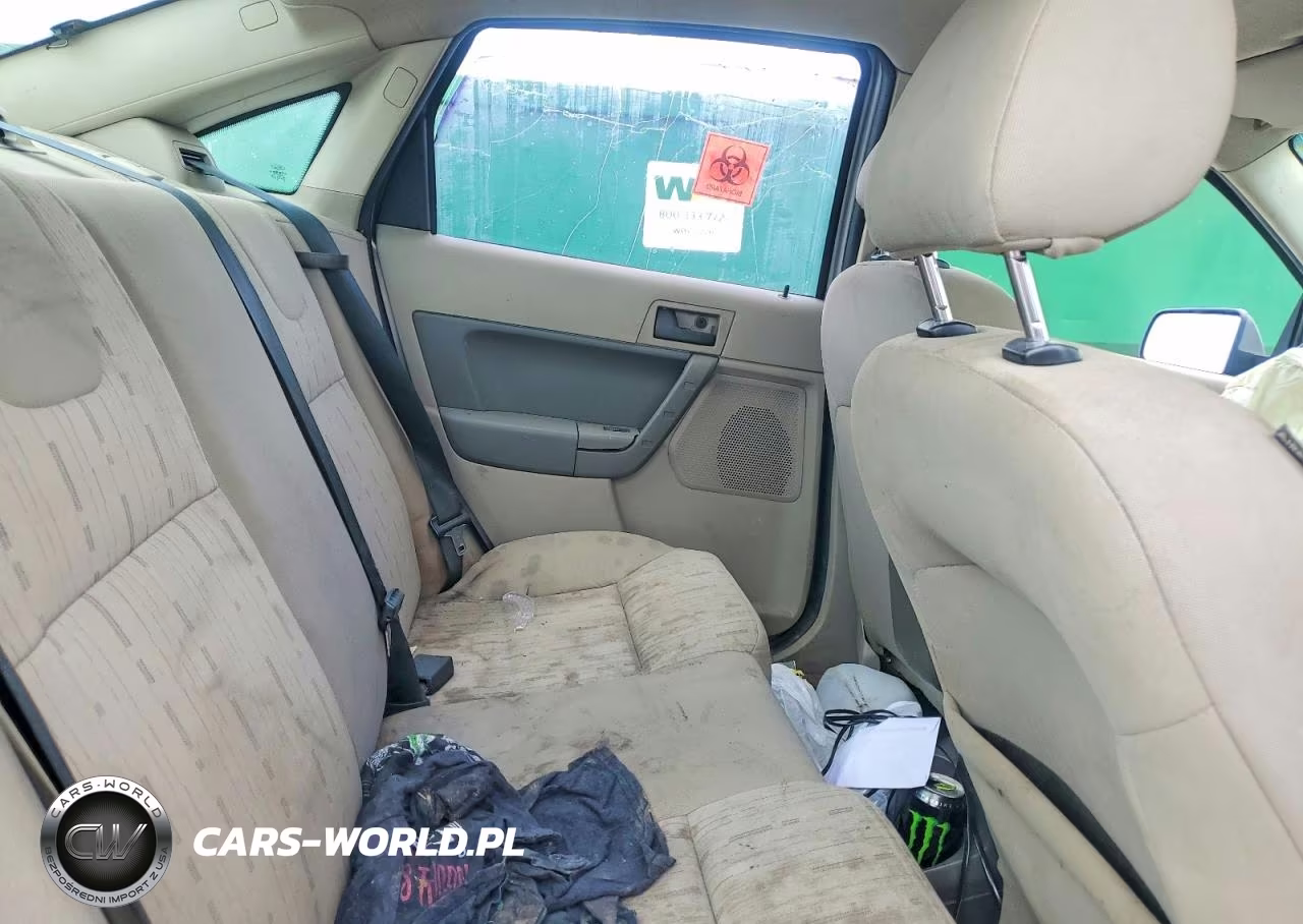 2008 Ford Focus Se VIN:1FAHP35NX8W242197 - 10
