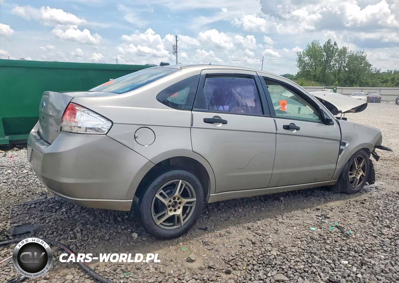 2008 Ford Focus Se VIN:1FAHP35NX8W242197 - 3