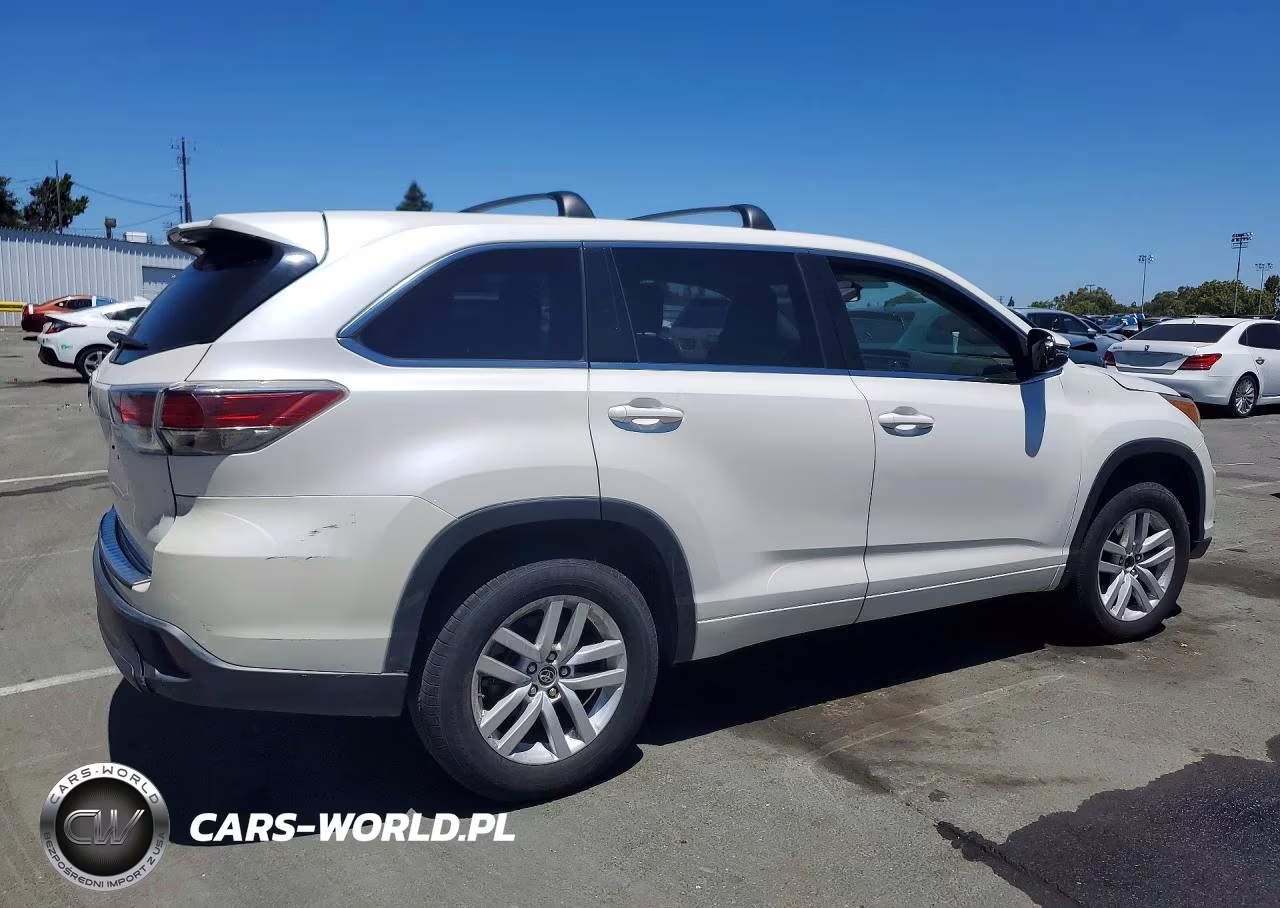 2016 Toyota Highlander Le VIN:5TDZKRFH9GS144964 - 3