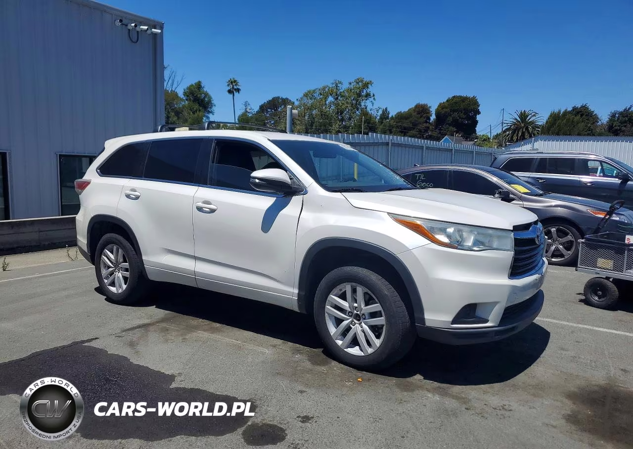 2016 Toyota Highlander Le VIN:5TDZKRFH9GS144964 - 4