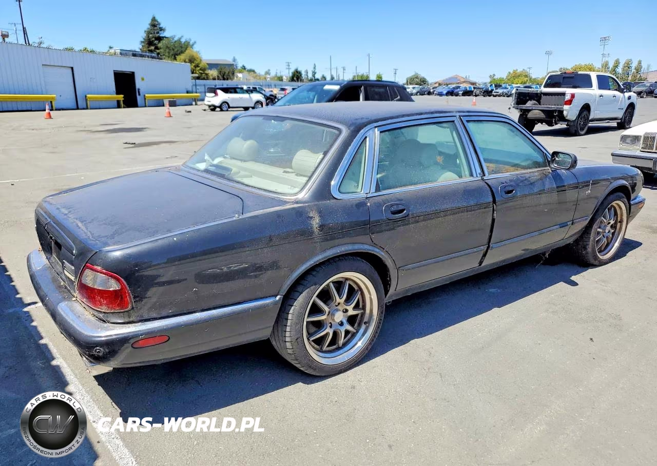 2002 Jaguar Xjr VIN:SAJDA15B32MF42532 - 3
