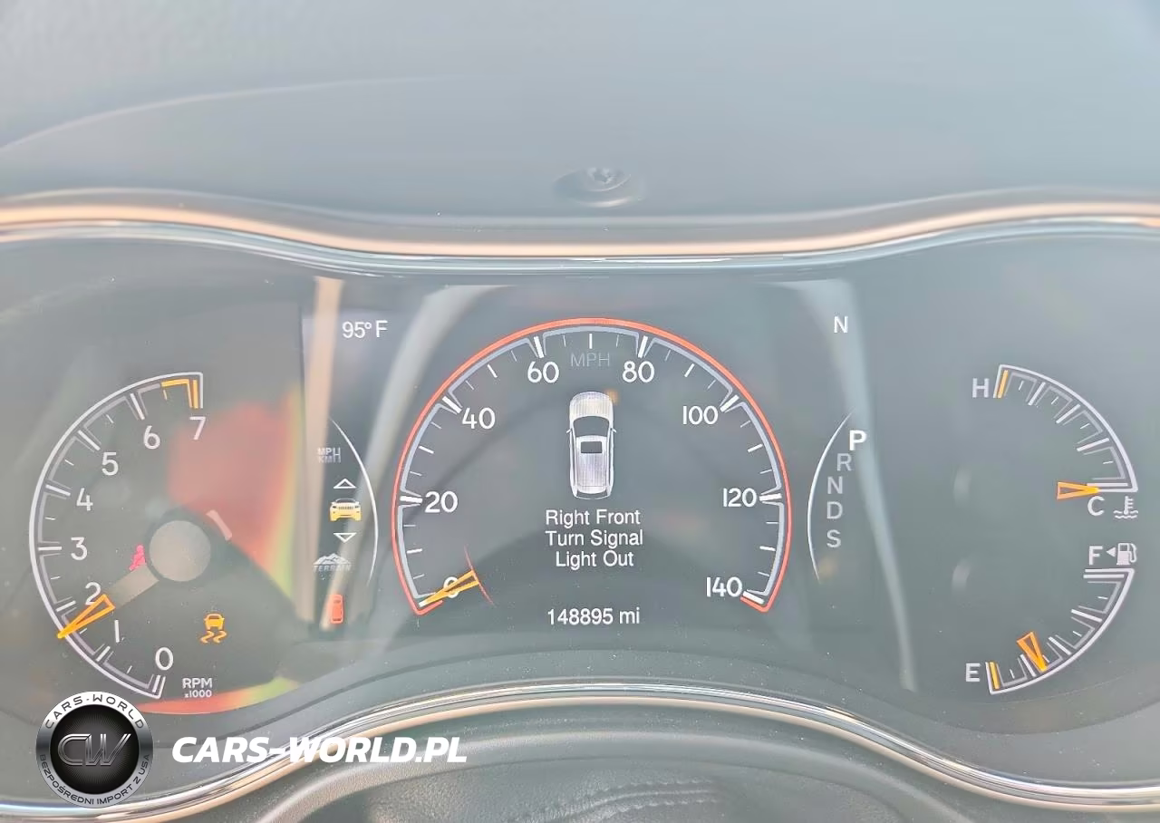 2015 Jeep Grand Cherokee Overland VIN:1C4RJFCG5FC134591 - 9
