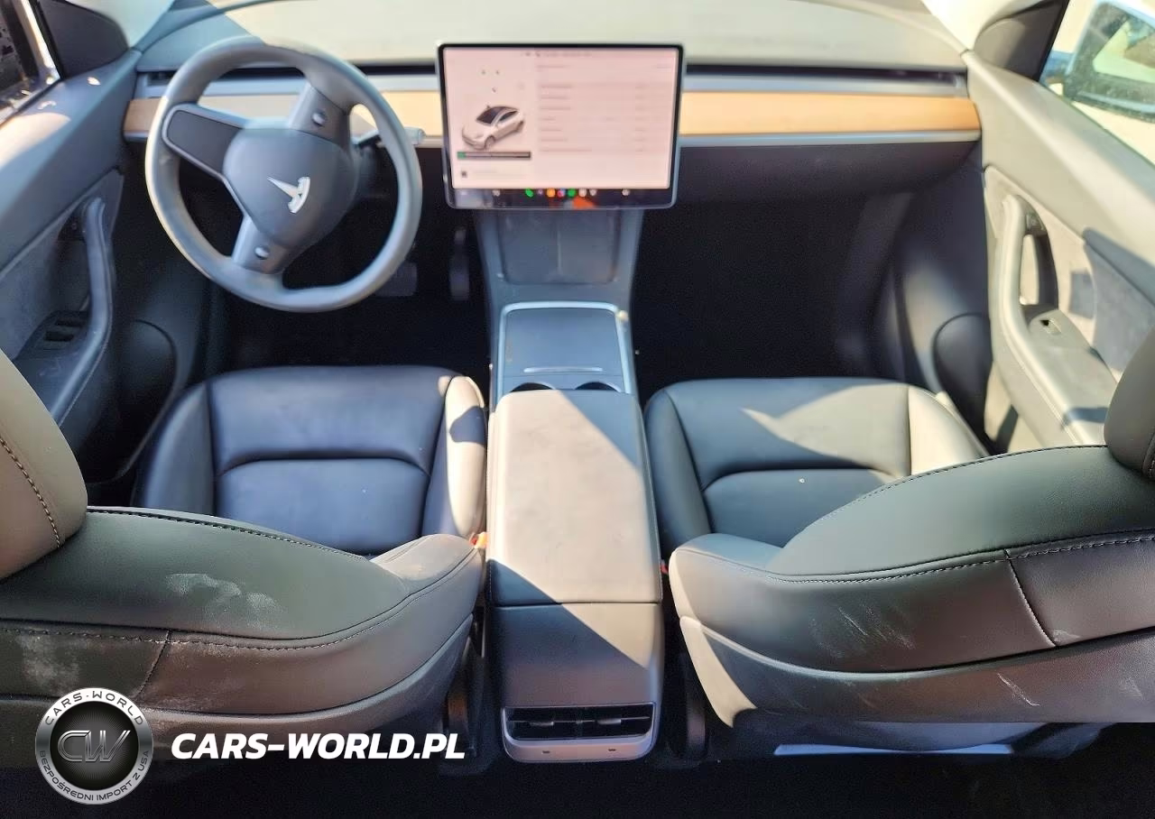 2022 Tesla Model Y VIN:7SAYGDEE2NF371652 - 8