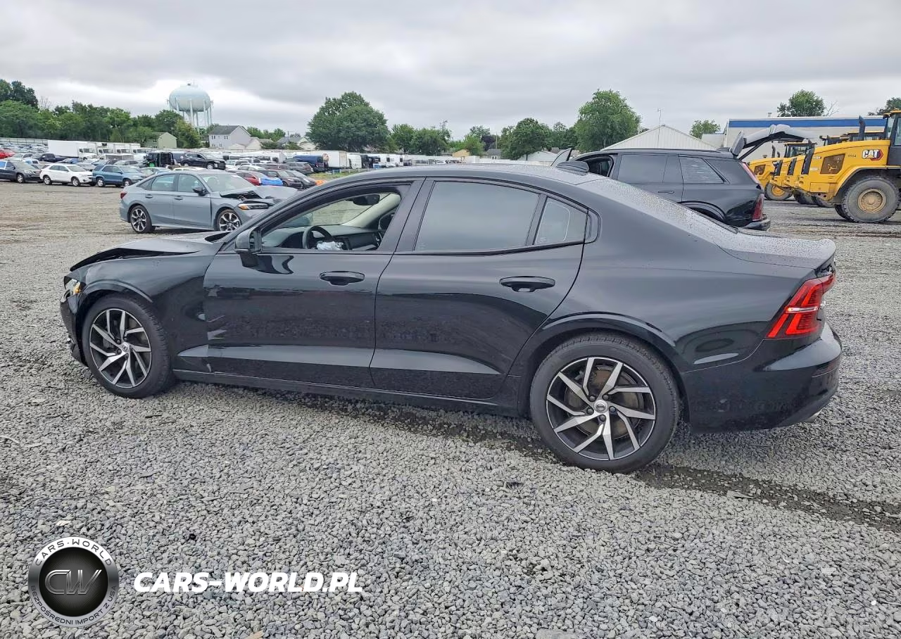 2020 Volvo S60 T6 Momentum VIN:7JRA22TK7LG071815 - 2