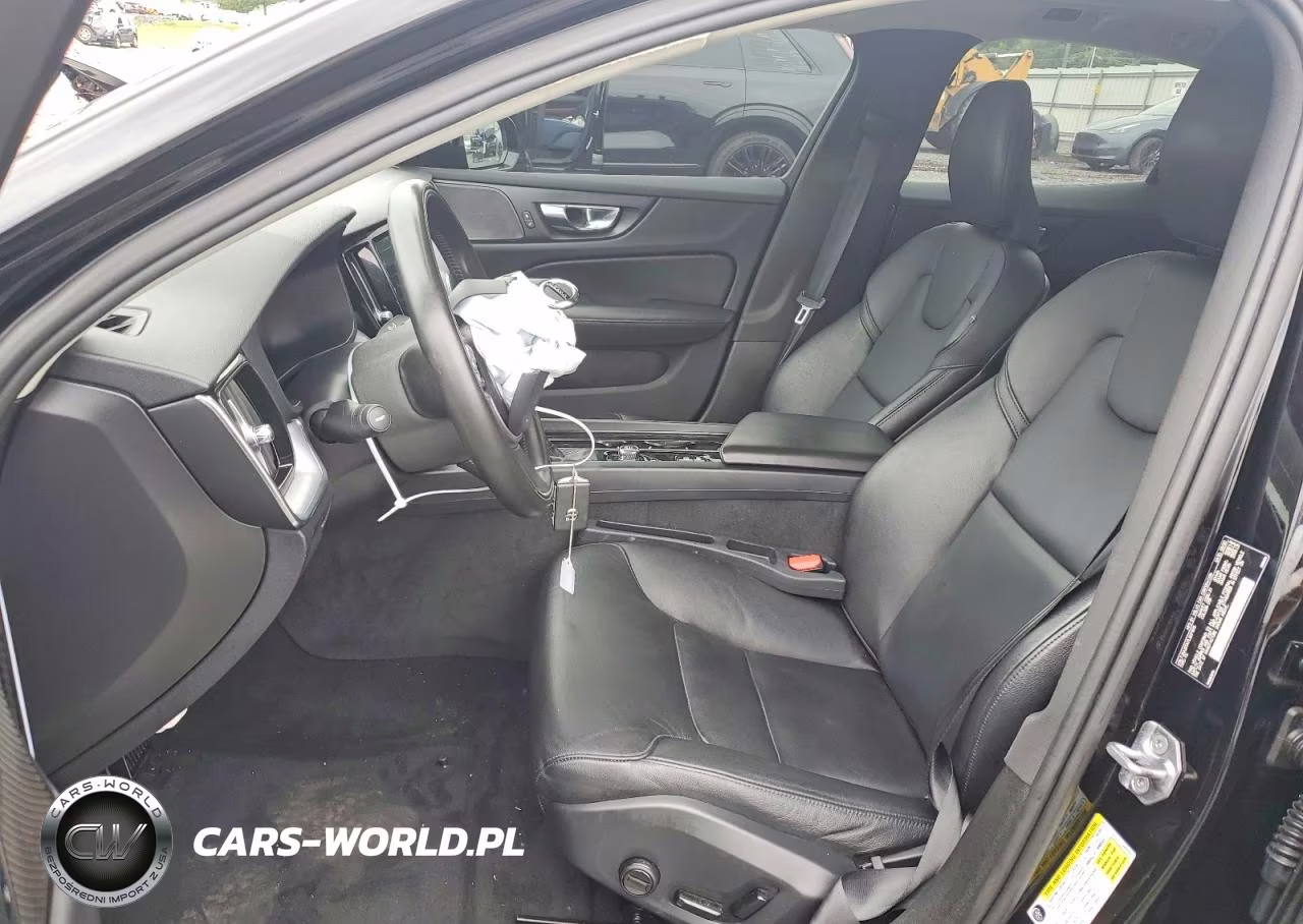 2020 Volvo S60 T6 Momentum VIN:7JRA22TK7LG071815 - 7