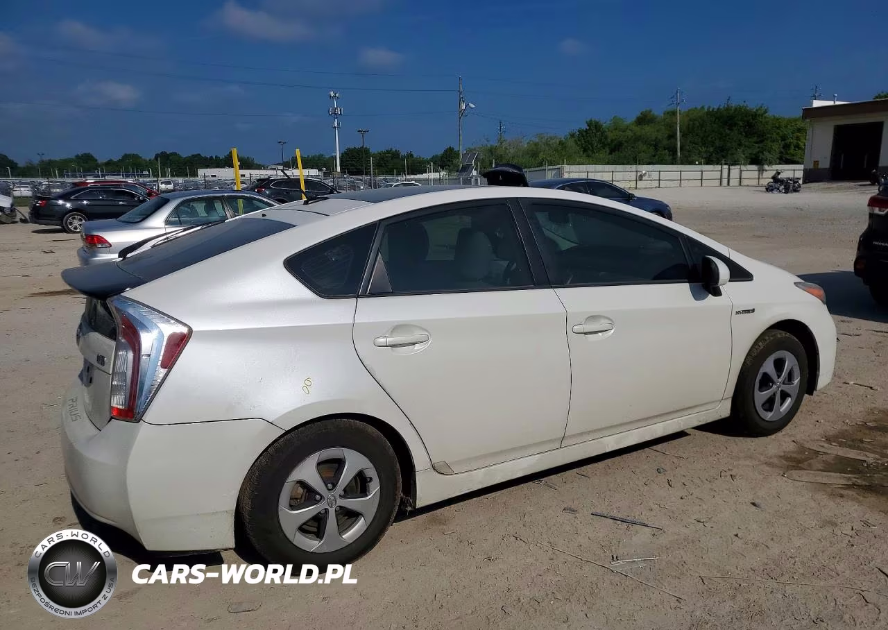2012 Toyota Prius Three VIN:JTDKN3DU3C5476548 - 3