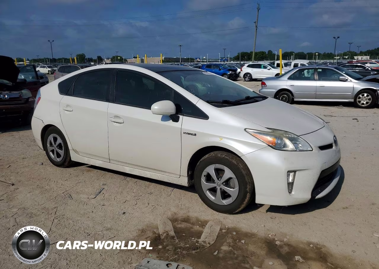2012 Toyota Prius Three VIN:JTDKN3DU3C5476548 - 4