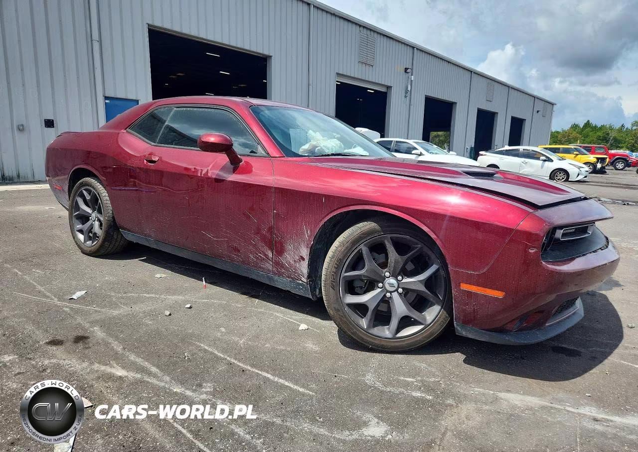 2018 Dodge Challenger Sxt VIN:2C3CDZAG1JH202266 - 4