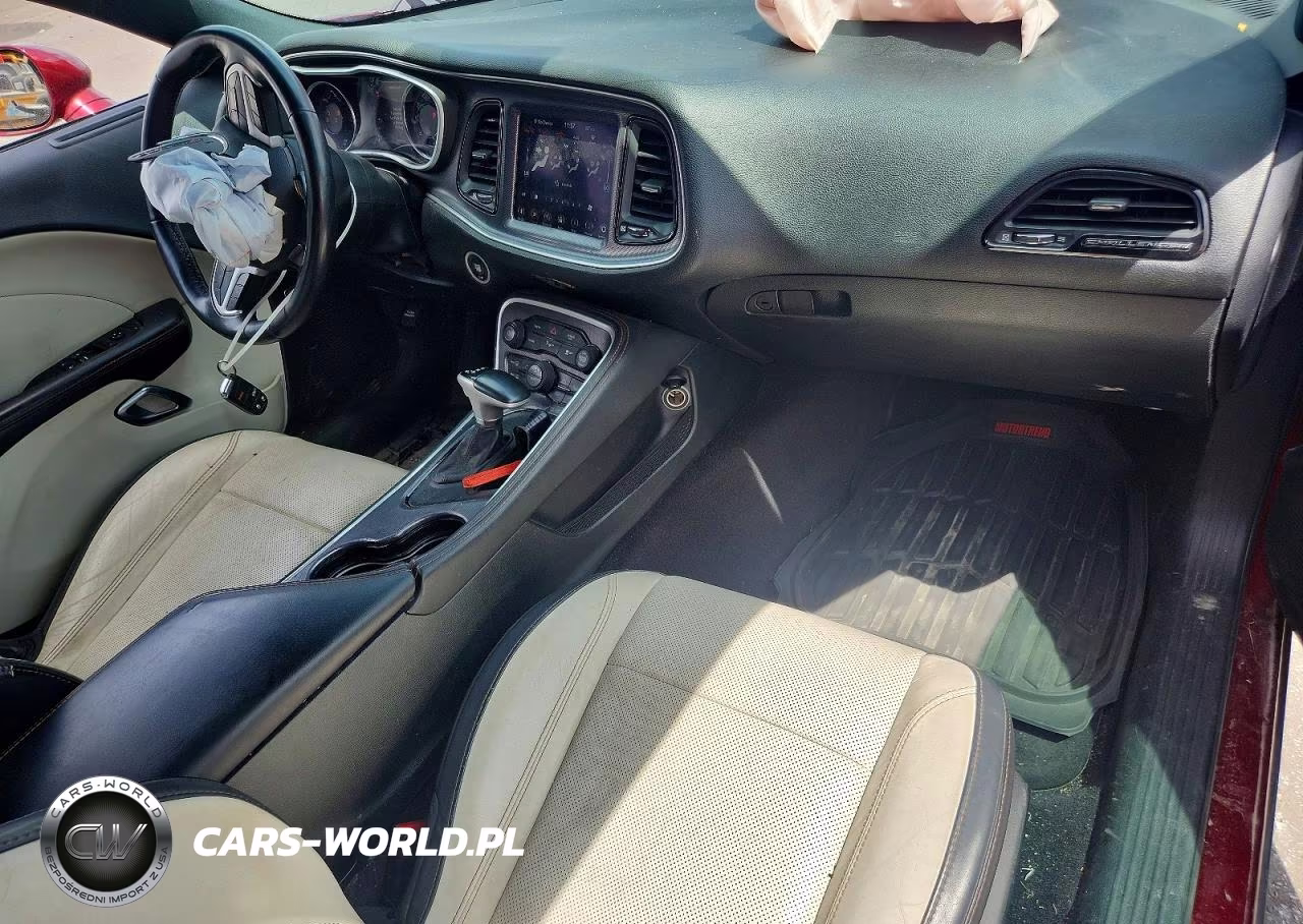 2018 Dodge Challenger Sxt VIN:2C3CDZAG1JH202266 - 8