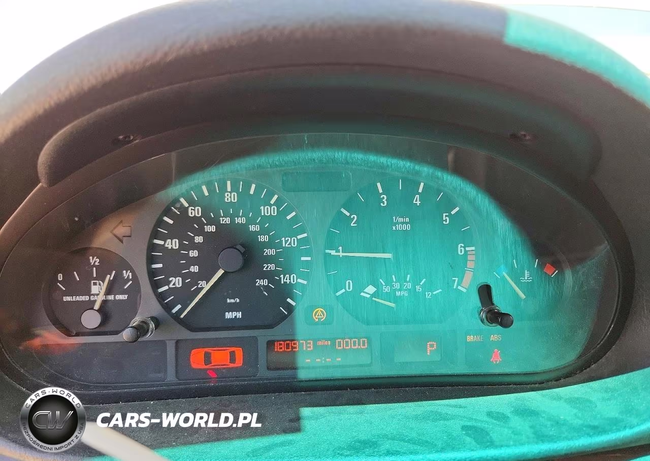 2002 BMW 325 Xit VIN:WBAEP33472PF00748 - 9