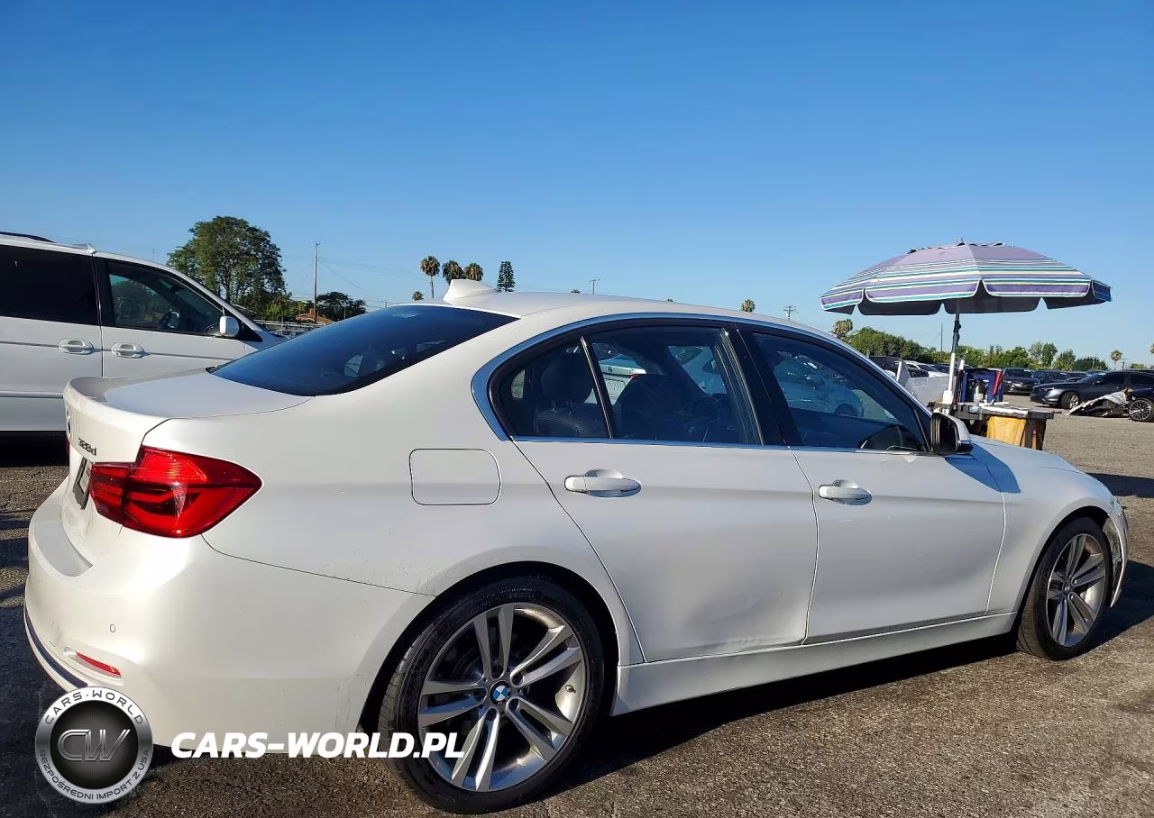 2018 BMW 328 D VIN:WBA8E5C52JA507581 - 3